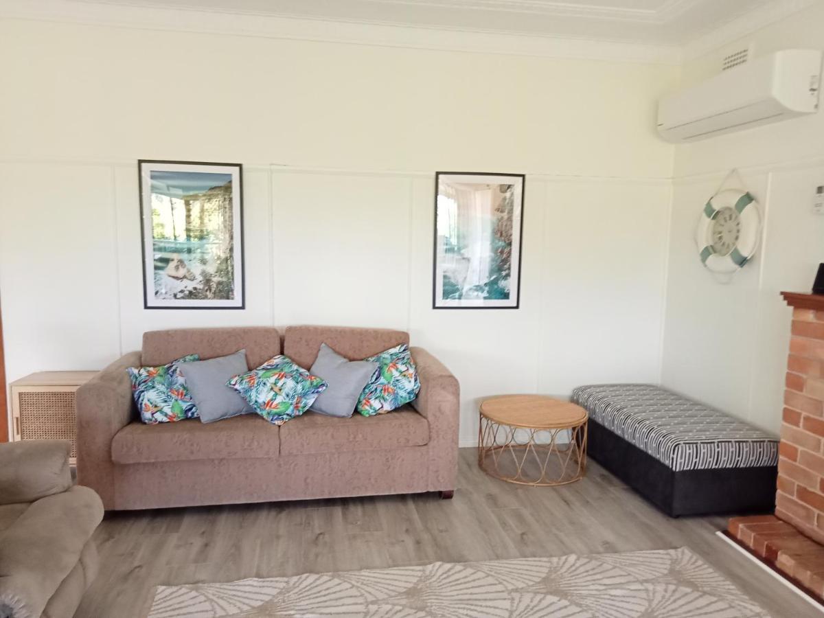 Boyle'S Beach House - Fully Furnished 3 Bedroom Home. Secure Parking. Намбакка-Хедс Экстерьер фото